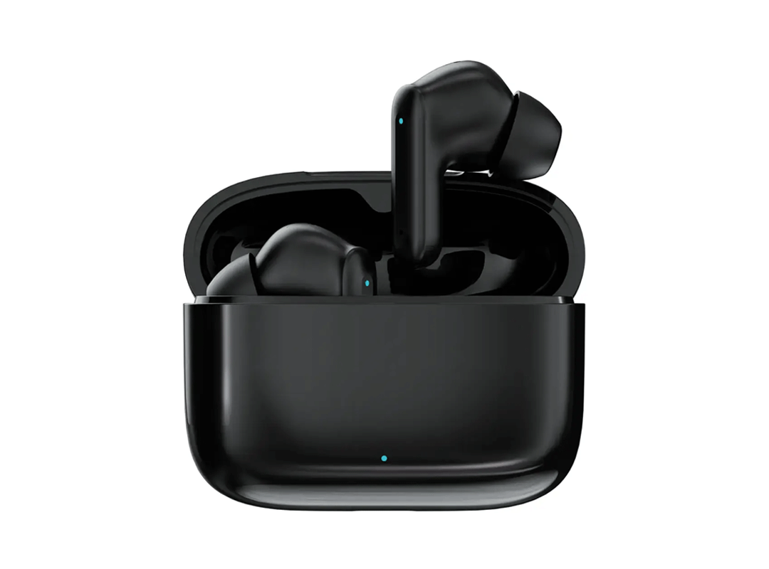 هندزفری بلوتوث گرین لاین مدل بروکلین یکی از محصولات باکیفیت و محبوب برند Green Lion است که با تمرکز بر کیفیت صدا، طراحی راحت و عملکرد پایدار ساخته شده است. این هندزفری با بهره‌گیری از جدیدترین فناوری‌های بلوتوث، اتصال سریع، پایدار و بدون قطع‌شدن را برای کاربران فراهم می‌کند. طراحی ارگونومیک این مدل باعث می‌شود هندزفری به‌خوبی در گوش قرار گرفته و در استفاده‌های طولانی‌مدت باعث خستگی نشود. گوشی‌ها به گونه‌ای طراحی شده‌اند که علاوه بر ارائه صدایی شفاف، بیس قوی و جزئیات دقیق، نویز محیط را نیز کاهش دهند تا تجربه شنیداری بهتری داشته باشید. گرین لاین مدل بروکلین با کیس شارژ قدرتمند عرضه می‌شود که امکان چندین بار شارژ کامل گوشی‌ها را فراهم می‌کند. این ویژگی باعث می‌شود بتوانید در طول روز و هنگام سفر، بدون نگرانی از تمام شدن باتری از هندزفری استفاده کنید. با پشتیبانی از کنترل لمسی هوشمند، امکان مدیریت موسیقی، پاسخ به تماس‌ها و فعال‌سازی دستیار صوتی به سادگی انجام می‌شود. همچنین میکروفون باکیفیت این هندزفری تماس‌هایی واضح و بدون نویز ارائه می‌دهد. اگر به دنبال یک هندزفری سبک، اقتصادی، باکیفیت صدا و طراحی شیک هستید، هندزفری بلوتوث گرین لاین مدل بروکلین انتخابی مناسب و قابل اعتماد خواهد بود. ⭐ ویژگی‌های محصول (Product Features) ✔ اتصال بلوتوث پایدار و سریع ✔ کیفیت صدای بالا با باس قوی و شفافیت مناسب ✔ طراحی ارگونومیک و سبک ✔ کاهش نویز محیط هنگام پخش صدا یا مکالمه ✔ کابل و کیس شارژ با ظرفیت مناسب برای استفاده طولانی ✔ کنترل لمسی هوشمند برای مدیریت تماس و موسیقی ✔ میکروفون باکیفیت مناسب تماس‌های واضح ✔ مناسب برای موسیقی، بازی، مکالمه و استفاده روزمره